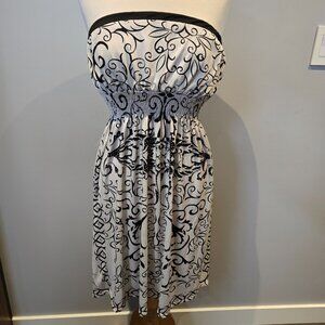CristinaLove Damask Strapless Dress | Size Small | Black / White